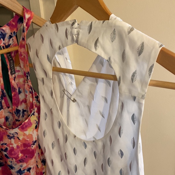 Selling two Briton Ivy tops together- $20 for both - Picture 3 of 8